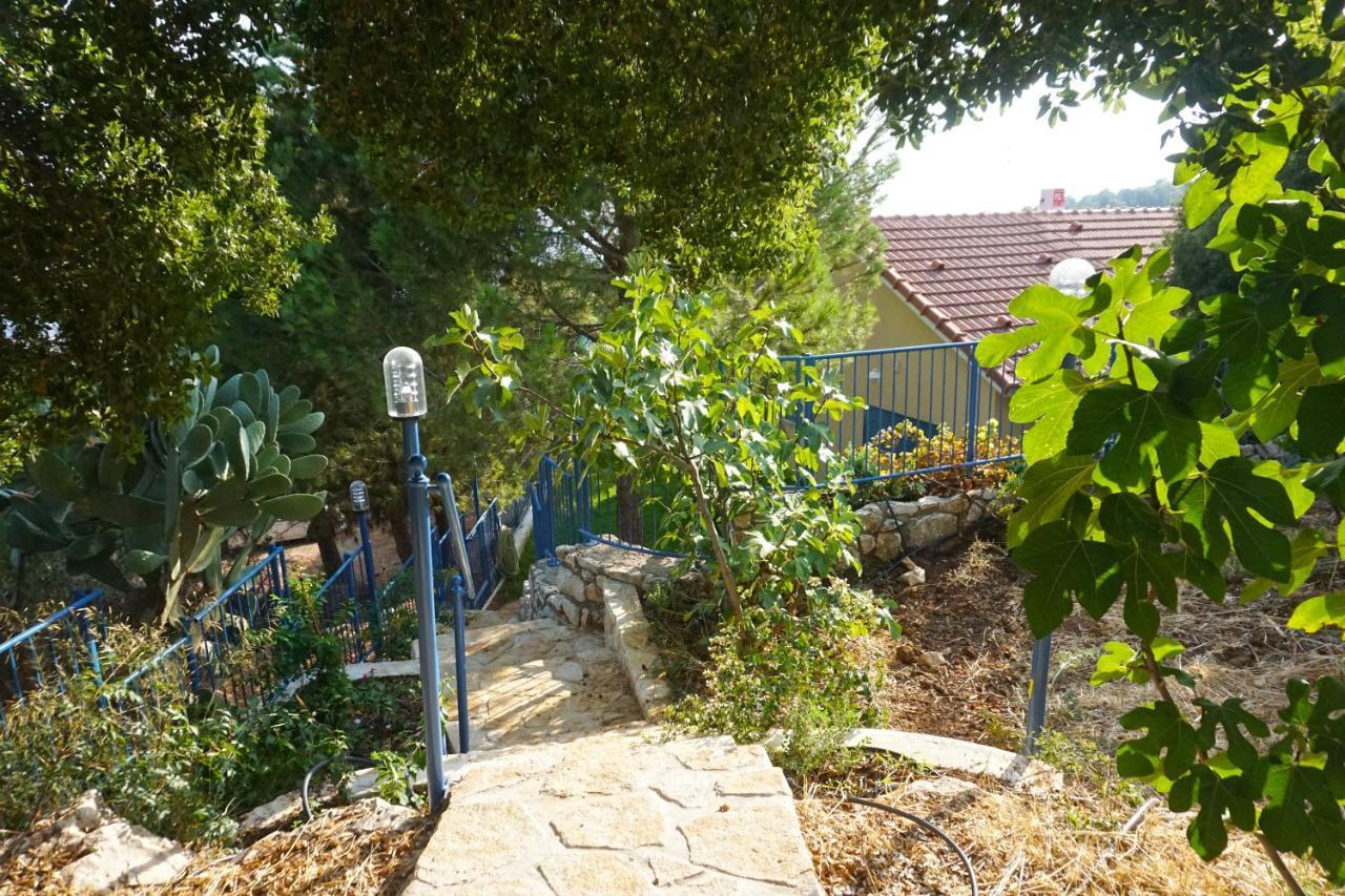 Ohn-Bar Guesthouse Amirim Exterior foto